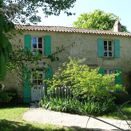 Gite La Garauderie Villa L'Ile-d'Elle Buitenkant foto